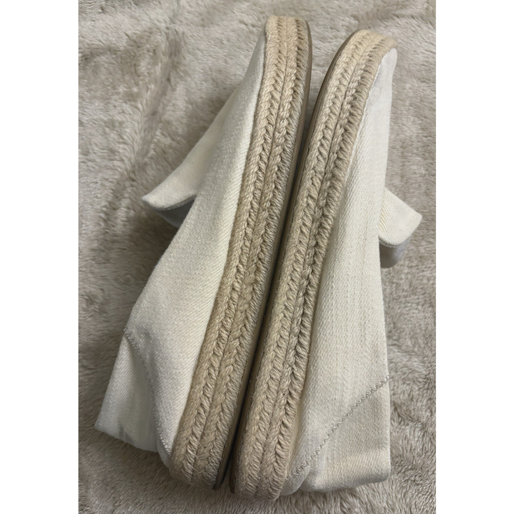 Toms canvas slip-on flats khaki women size 11